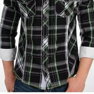 BKE™️ Men's XL Athletic Fit Green Bay Plaid LS Shirt